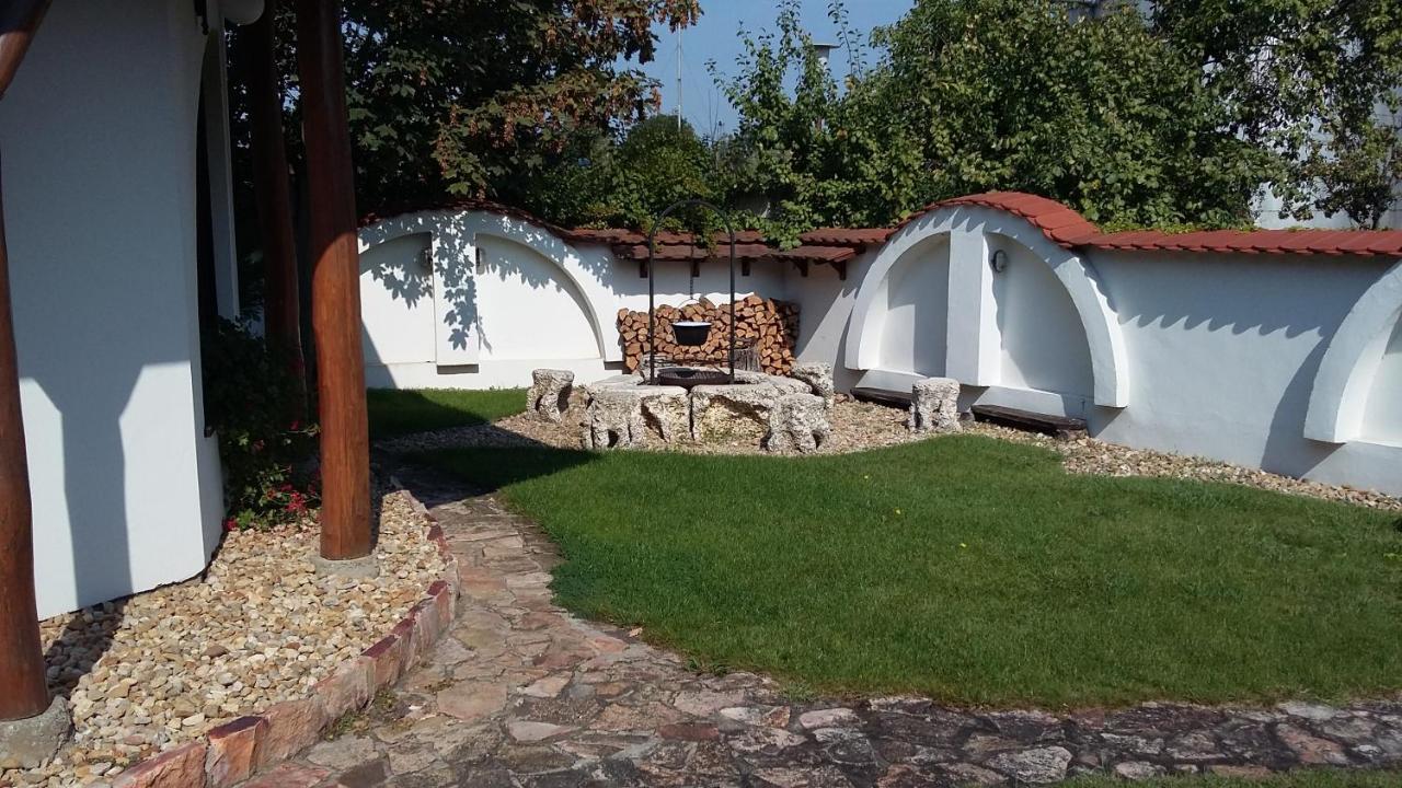 Hajdu Apartman 1. Hajdúszoboszló Exterior foto
